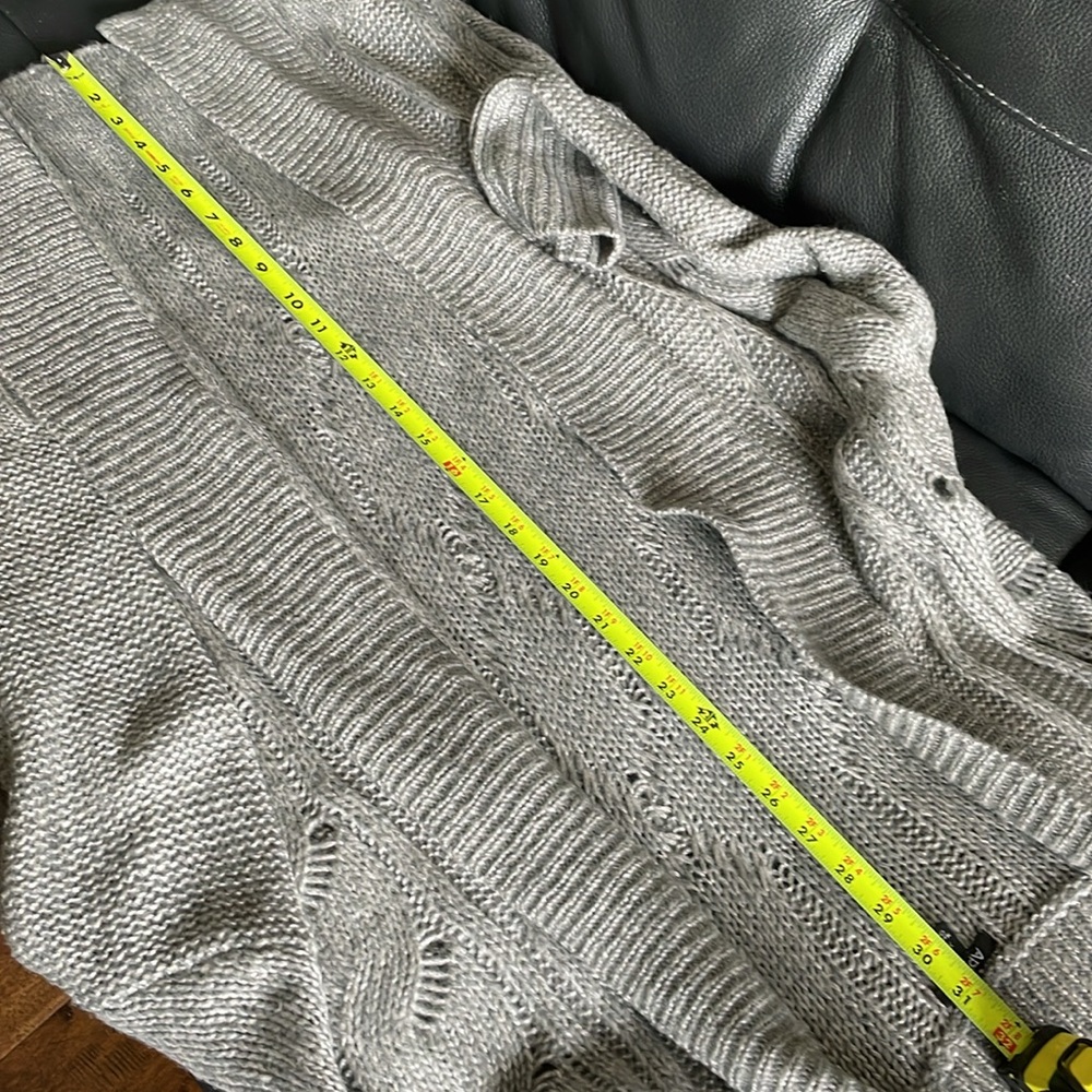 Apt 9 Cardigan Women Size XL Gray Open Front Chunky Cable Knit Pattern Long - Picture 9 of 12